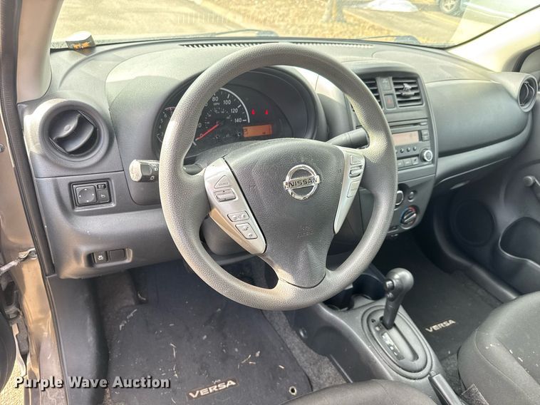 image for item EQ1072 2016 Nissan Versa 