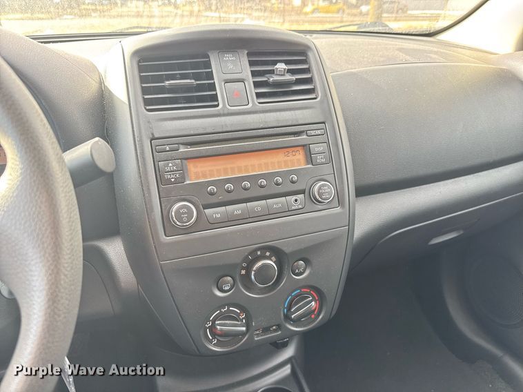 image for item EQ1072 2016 Nissan Versa 