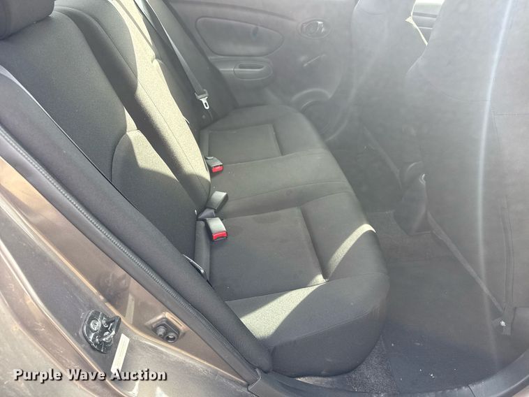 image for item EQ1072 2016 Nissan Versa 