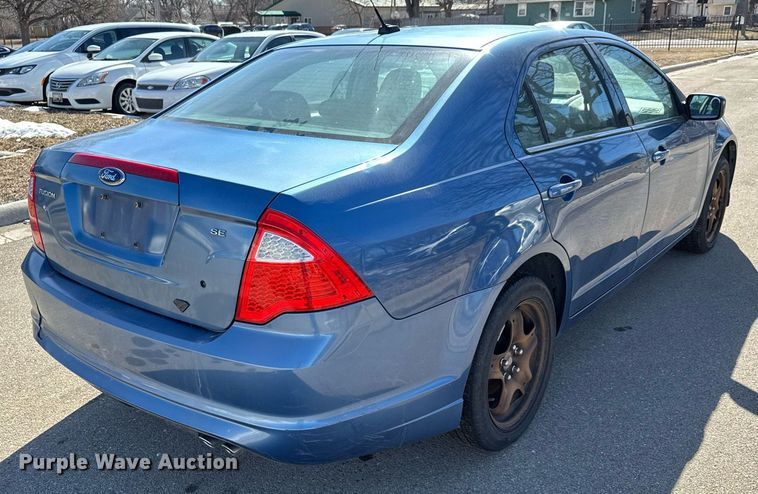 image for item EQ1077 2010 Ford Fusion 