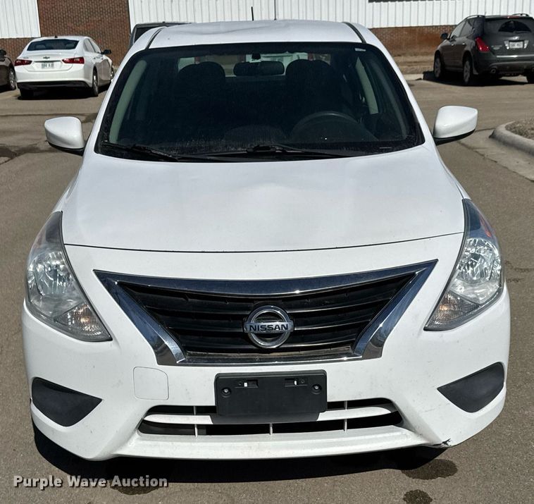 image for item EQ1079 2016 Nissan Versa 