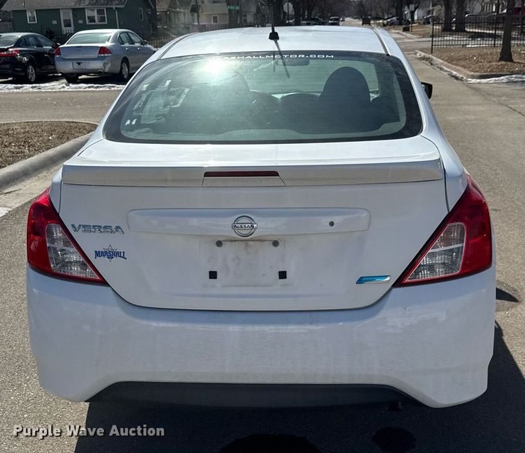 image for item EQ1079 2016 Nissan Versa 