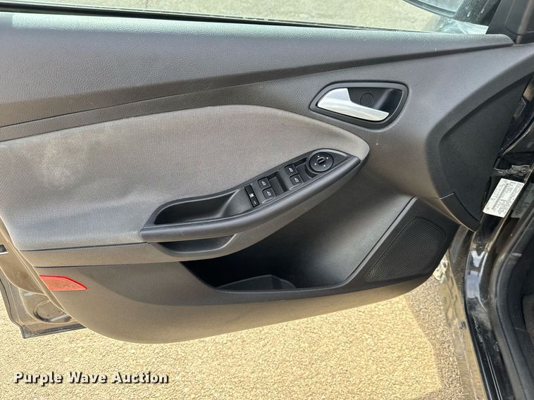 image for item EQ1080 2014 Ford Focus SE 