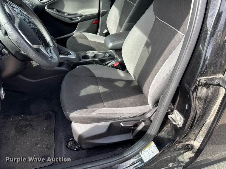 image for item EQ1080 2014 Ford Focus SE 