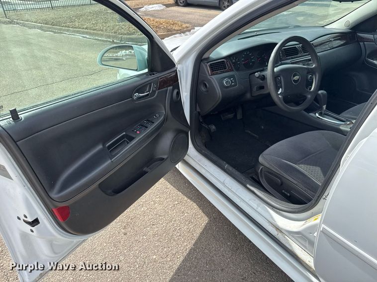 image for item EQ1082 2013 Chevrolet Impala LS 
