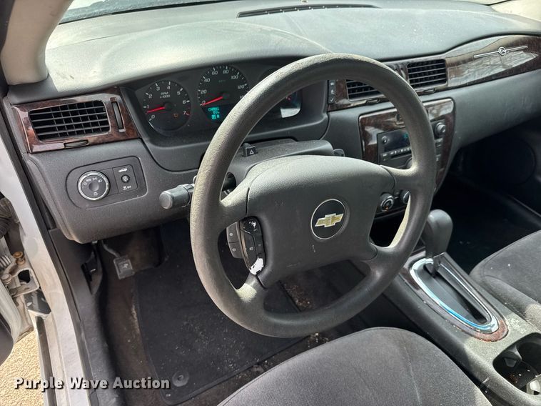image for item EQ1082 2013 Chevrolet Impala LS 