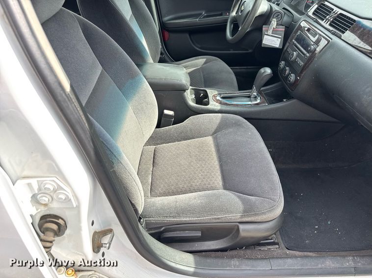 image for item EQ1082 2013 Chevrolet Impala LS 