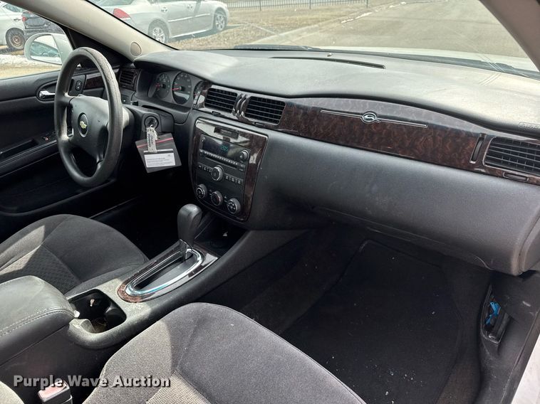 image for item EQ1082 2013 Chevrolet Impala LS 