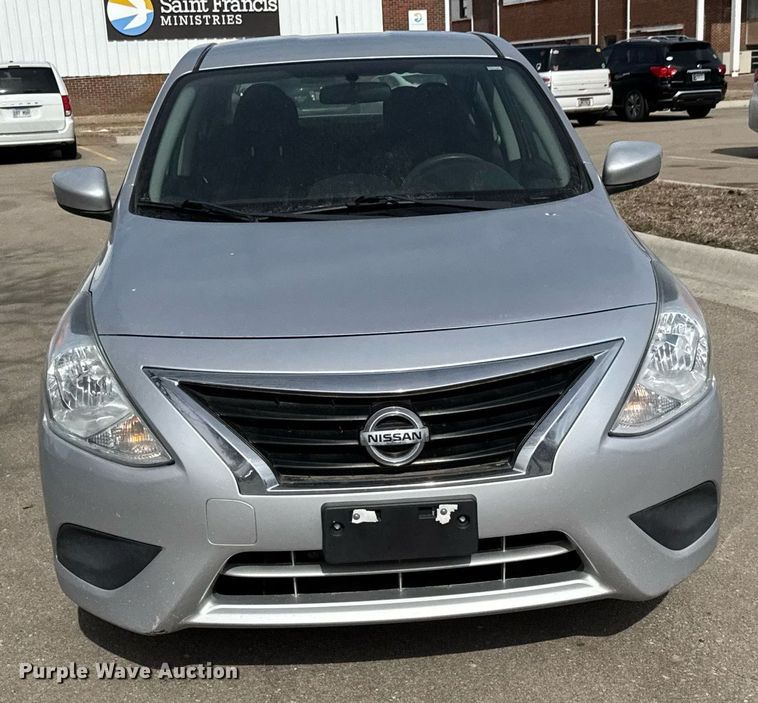 image for item EQ1083 2015 Nissan Versa 