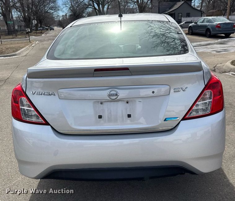 image for item EQ1083 2015 Nissan Versa 