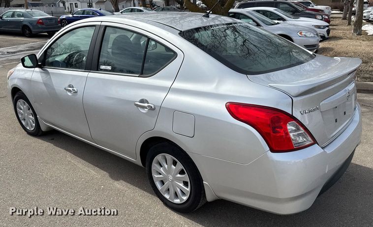 image for item EQ1083 2015 Nissan Versa 