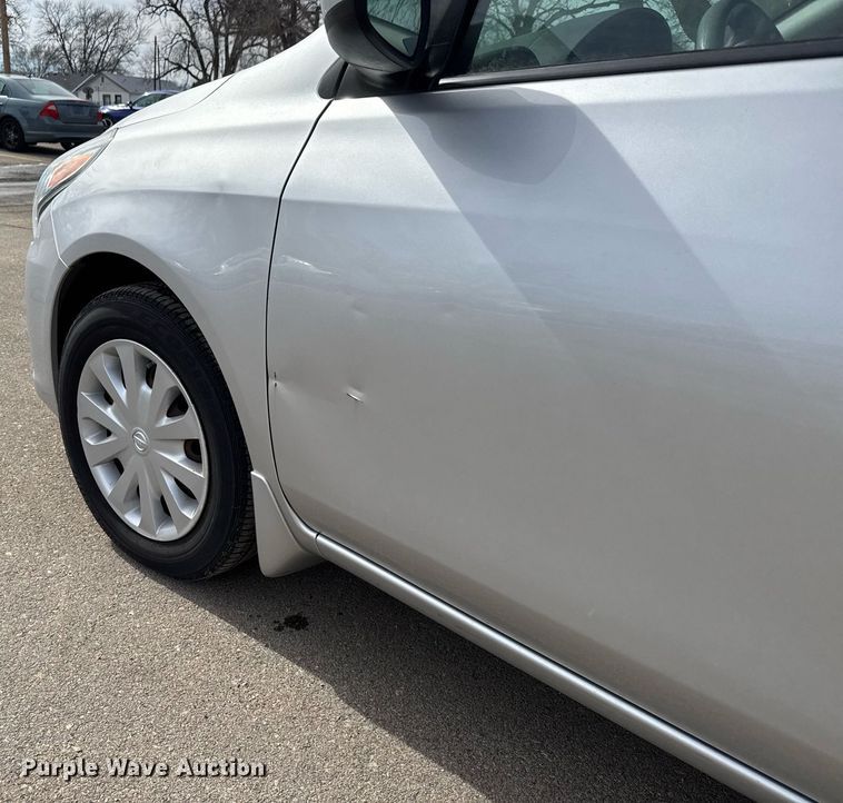 image for item EQ1083 2015 Nissan Versa 