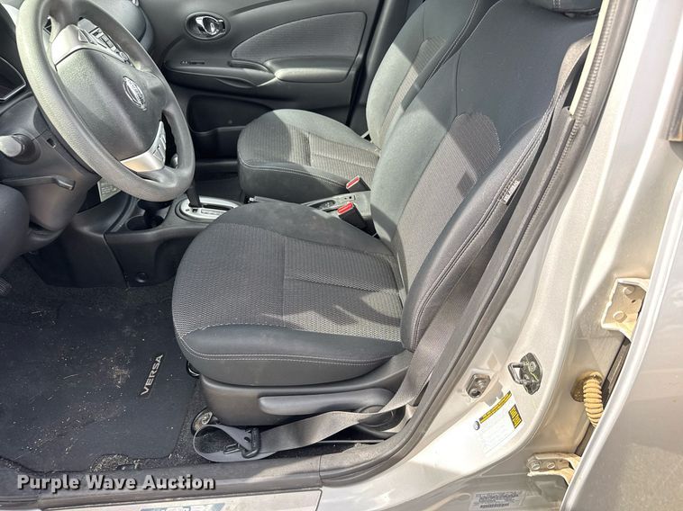 image for item EQ1083 2015 Nissan Versa 