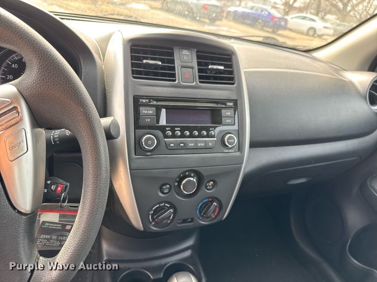 image for item EQ1083 2015 Nissan Versa 