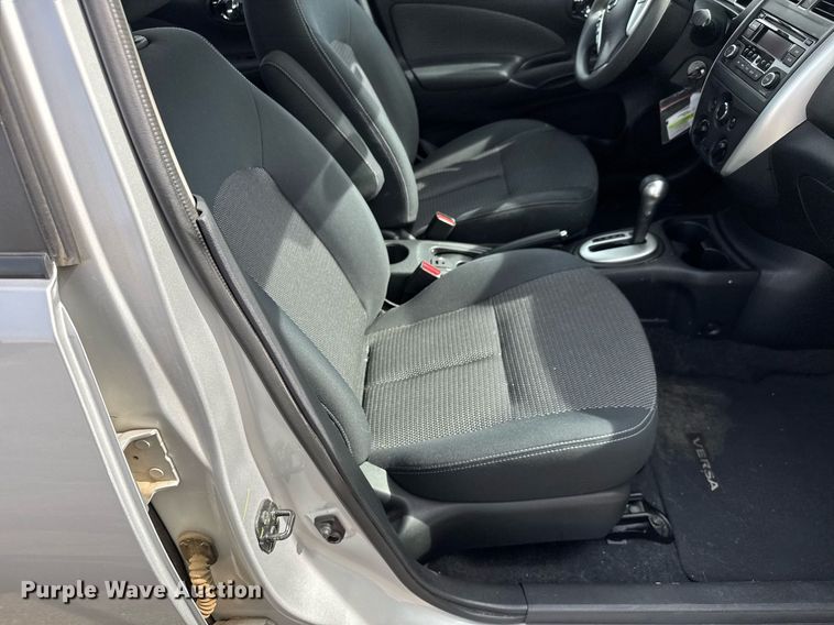 image for item EQ1083 2015 Nissan Versa 
