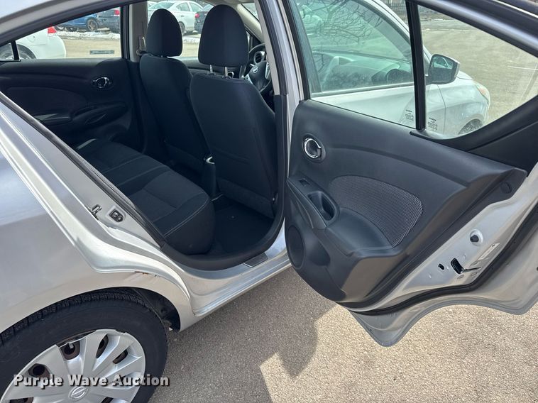 image for item EQ1083 2015 Nissan Versa 