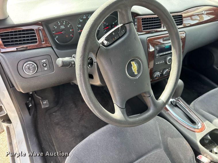 image for item EQ1084 2011 Chevrolet Impala LS 