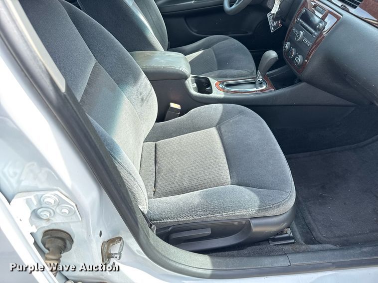 image for item EQ1084 2011 Chevrolet Impala LS 