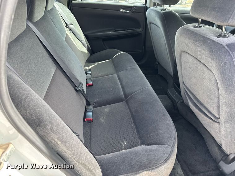 image for item EQ1084 2011 Chevrolet Impala LS 