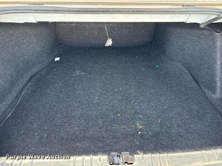 image for item EQ1084 2011 Chevrolet Impala LS 