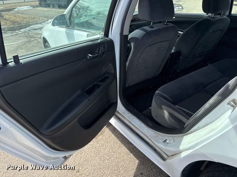 image for item EQ1084 2011 Chevrolet Impala LS 