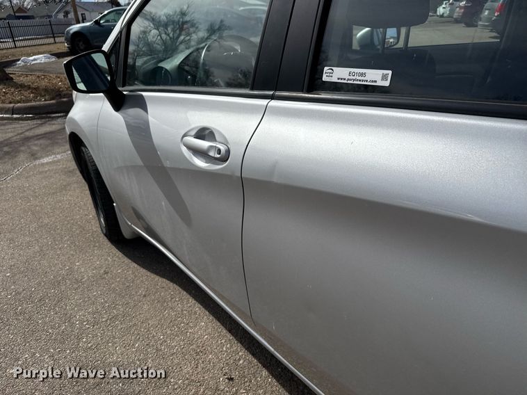 image for item EQ1085 2015 Nissan Versa Note 