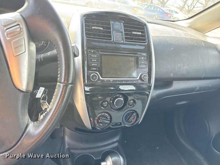 image for item EQ1085 2015 Nissan Versa Note 