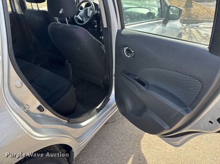 image for item EQ1085 2015 Nissan Versa Note 