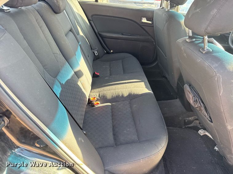 image for item EQ1110 2012 Ford Fusion 