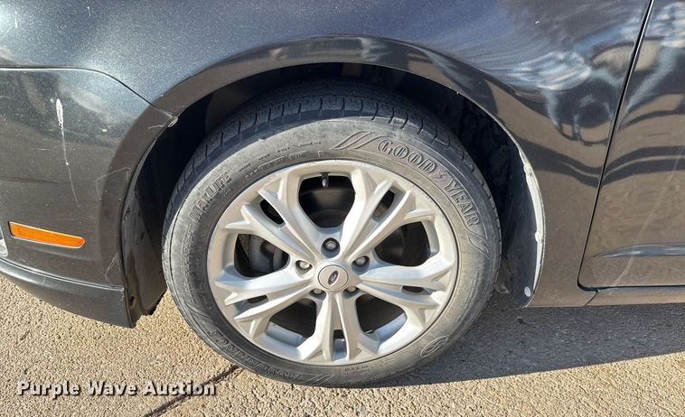 image for item EQ1110 2012 Ford Fusion 