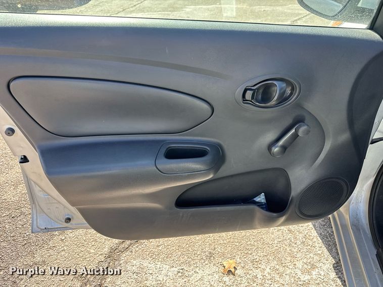 image for item EQ1112 2016 Nissan Versa 