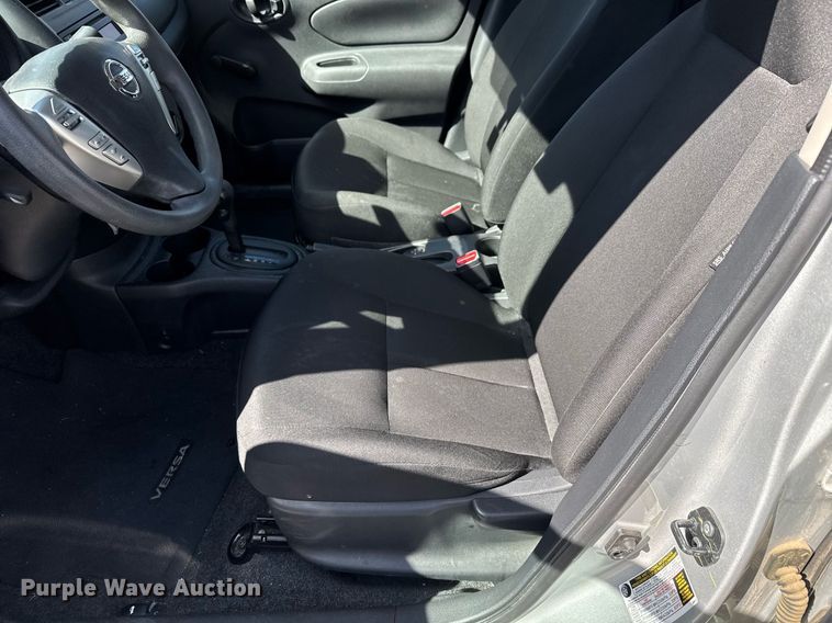 image for item EQ1112 2016 Nissan Versa 