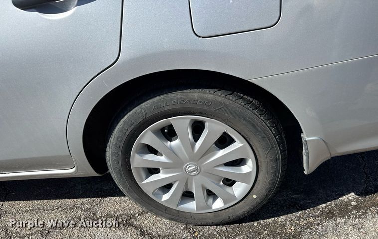 image for item EQ1112 2016 Nissan Versa 