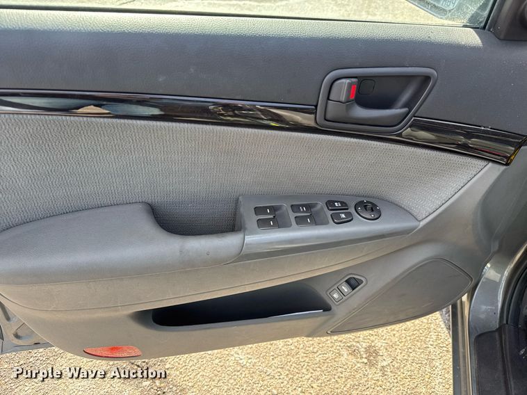 image for item EQ1113 2010 Hyundai Sonata 