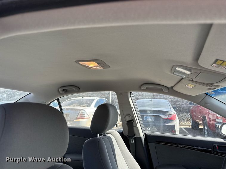 image for item EQ1113 2010 Hyundai Sonata 