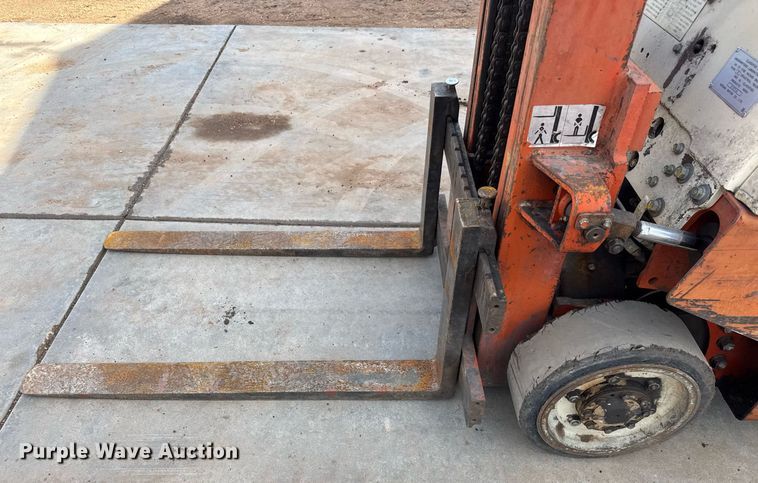 image for item EQ1114 Datsun CF01 Type G forklift