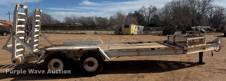 image for item EQ1115 1997 Towmaster T-18 equipment trailer