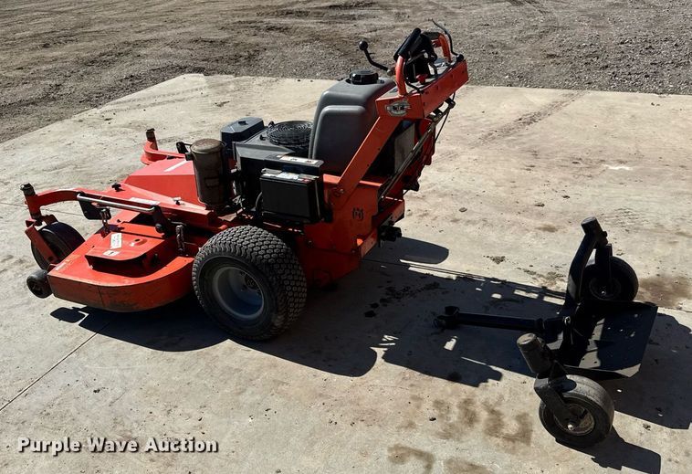 image for item EQ1128 2005 Husqvana WHF5219 ZTR lawn mower