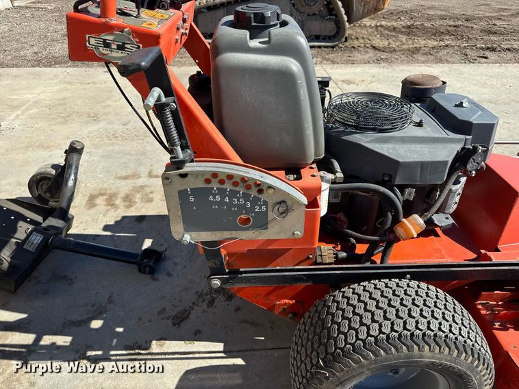 image for item EQ1128 2005 Husqvana WHF5219 ZTR lawn mower