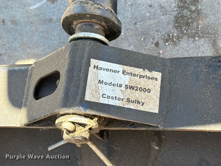 image for item EQ1128 2005 Husqvana WHF5219 ZTR lawn mower