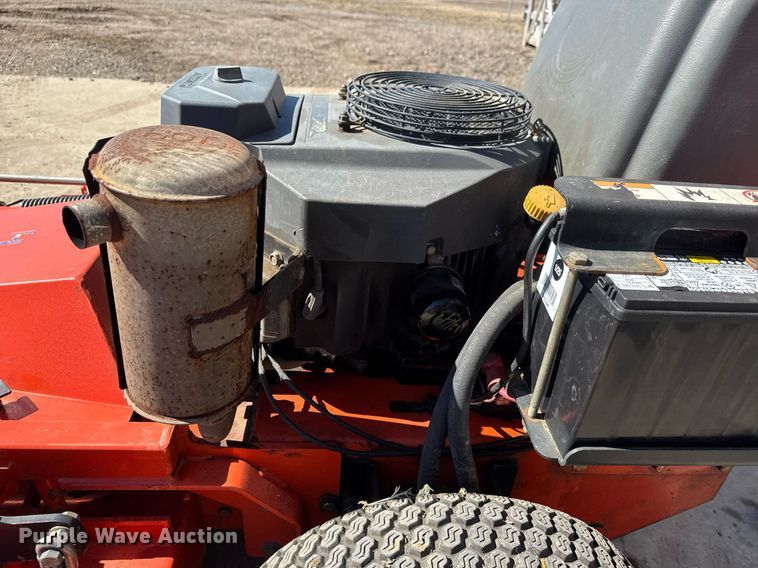 image for item EQ1128 2005 Husqvana WHF5219 ZTR lawn mower