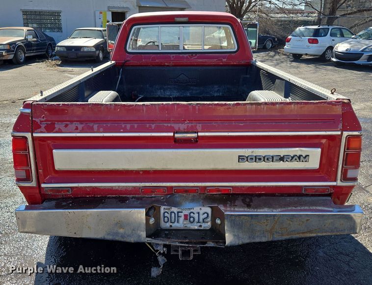 image for item EQ3994 1984 Dodge Ram 350 Royal SE Crew Cab pickup truck