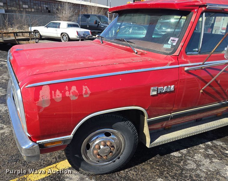 image for item EQ3994 1984 Dodge Ram 350 Royal SE Crew Cab pickup truck