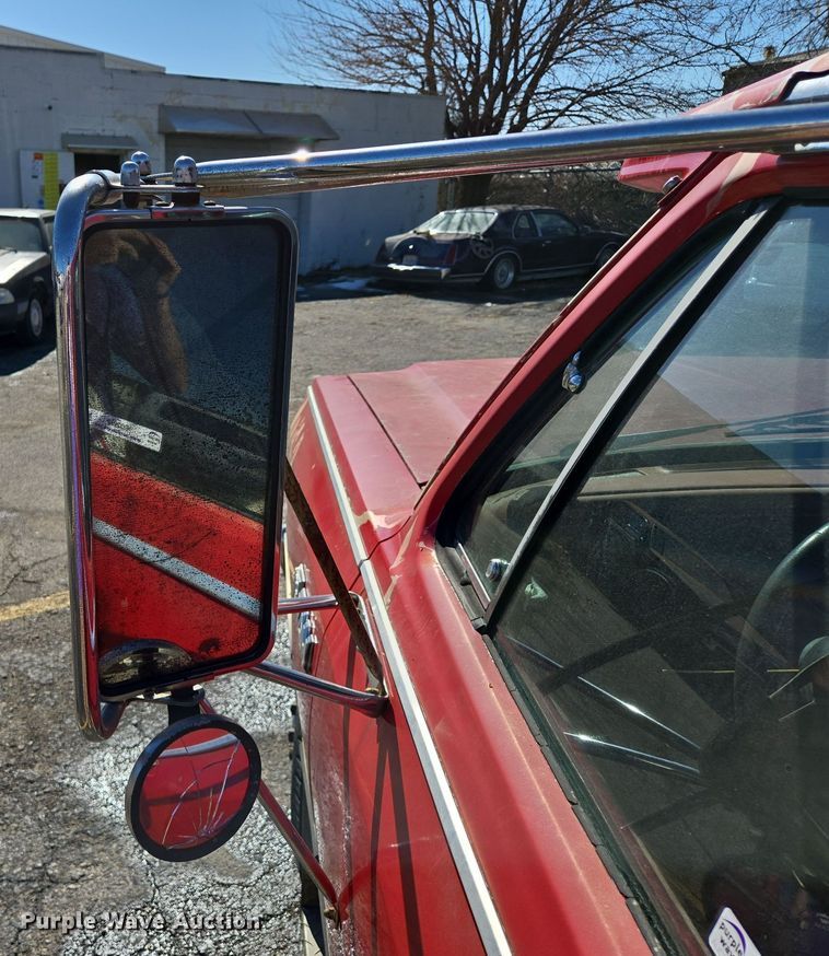 image for item EQ3994 1984 Dodge Ram 350 Royal SE Crew Cab pickup truck