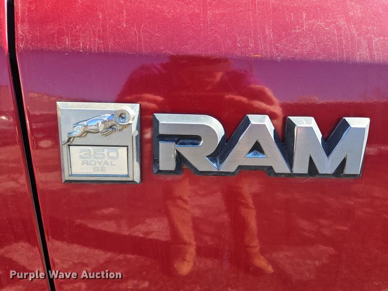 image for item EQ3994 1984 Dodge Ram 350 Royal SE Crew Cab pickup truck