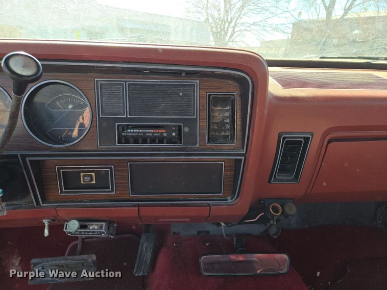 image for item EQ3994 1984 Dodge Ram 350 Royal SE Crew Cab pickup truck
