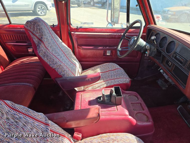 image for item EQ3994 1984 Dodge Ram 350 Royal SE Crew Cab pickup truck