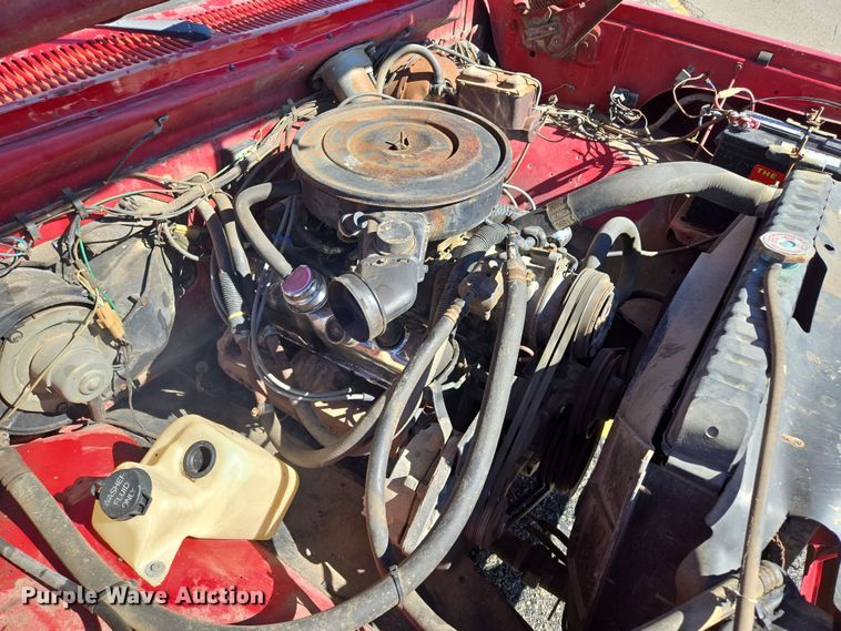 image for item EQ3994 1984 Dodge Ram 350 Royal SE Crew Cab pickup truck