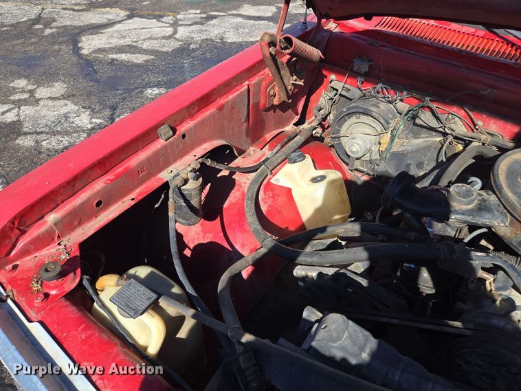 image for item EQ3994 1984 Dodge Ram 350 Royal SE Crew Cab pickup truck