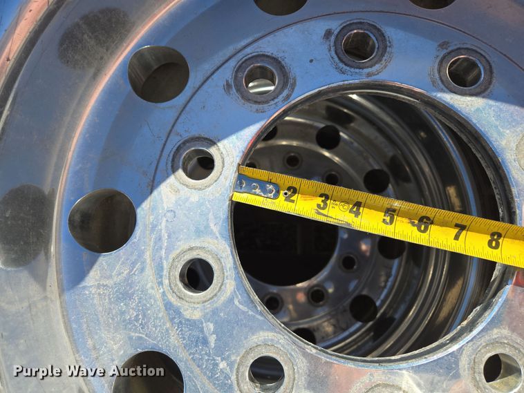 image for item EQ6737 (4) Alcoa tires and wheels